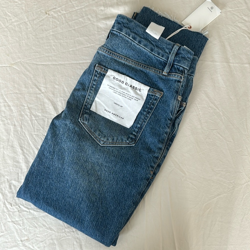 NWT Good American Classic Jeans